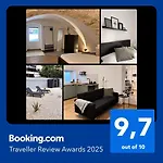 100 Sqm Terrace, Close To The Old Town & Shopping Area & Harbour דירה בארי
