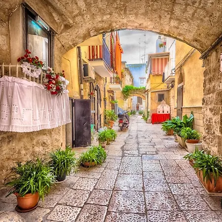 Διαμέρισμα 100 Sqm Terrace, Close To The Old Town & Shopping Area & Harbour Μπάρι