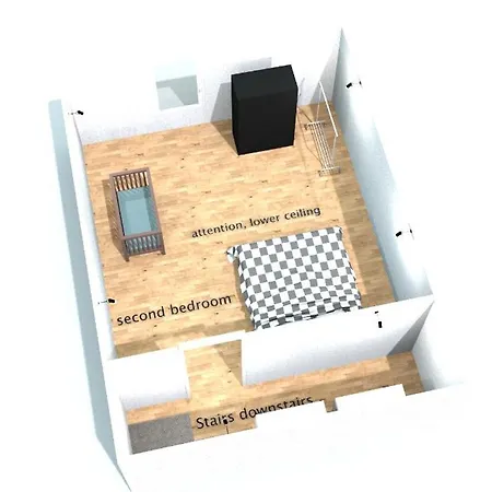 100 Sqm Terrace, Close To The Old Town & Shopping Area & Harbour * Bari